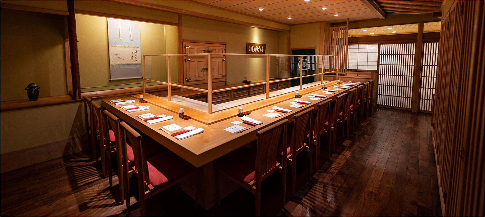 店内カウンター